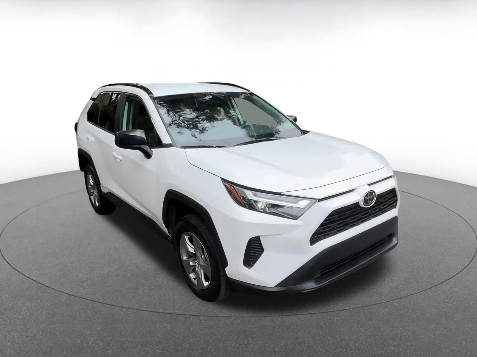 Thumbnail: 2025 Toyota RAV4 - 3