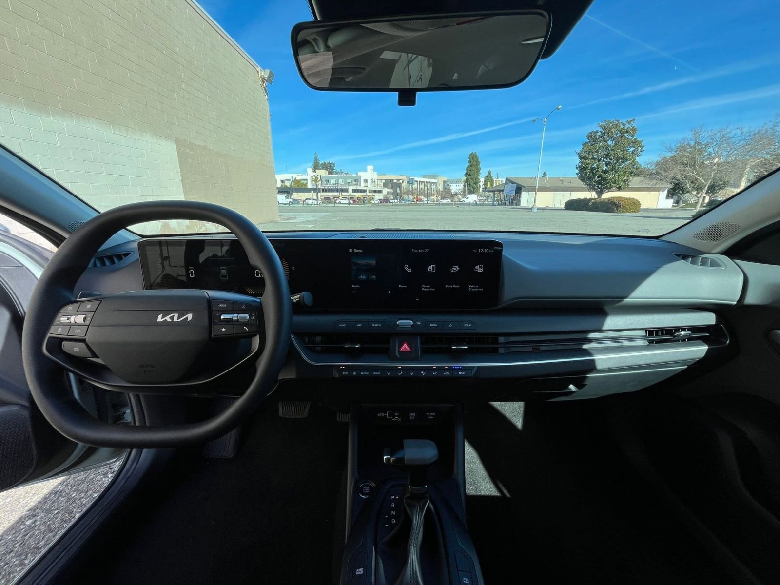 Thumbnail: 2025 Kia K4 - 32