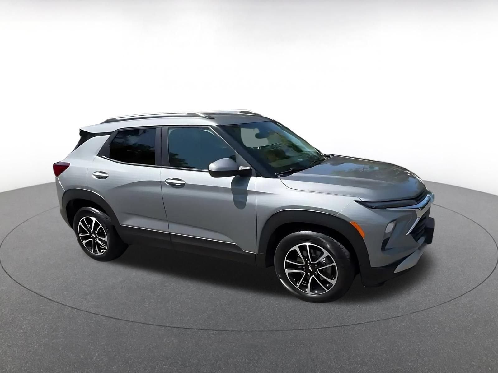 Thumbnail: 2025 Chevrolet TrailBlazer - 2