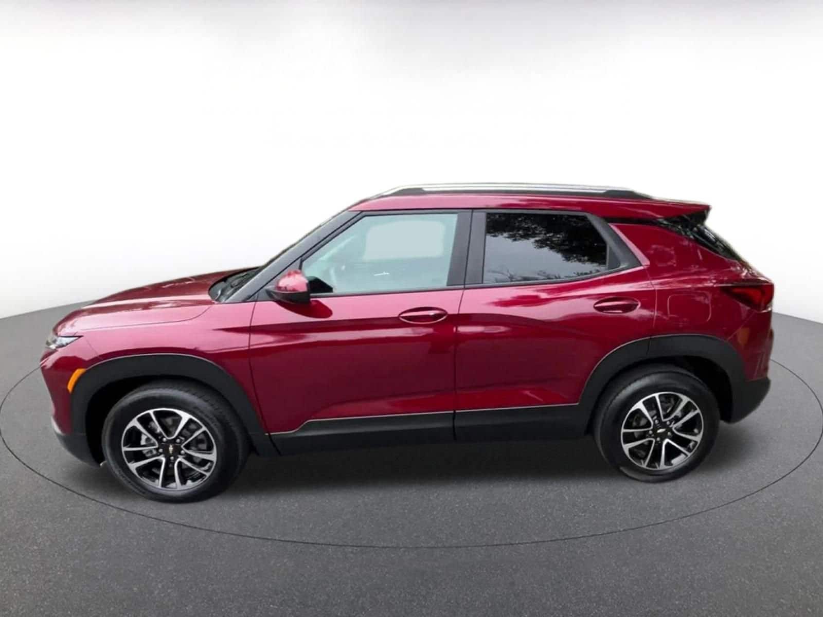 Thumbnail: 2025 Chevrolet TrailBlazer - 9