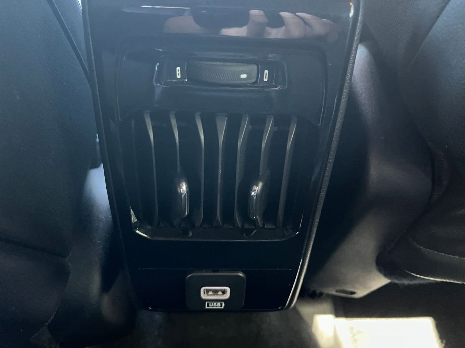 2023 Jeep Compass Latitude 19