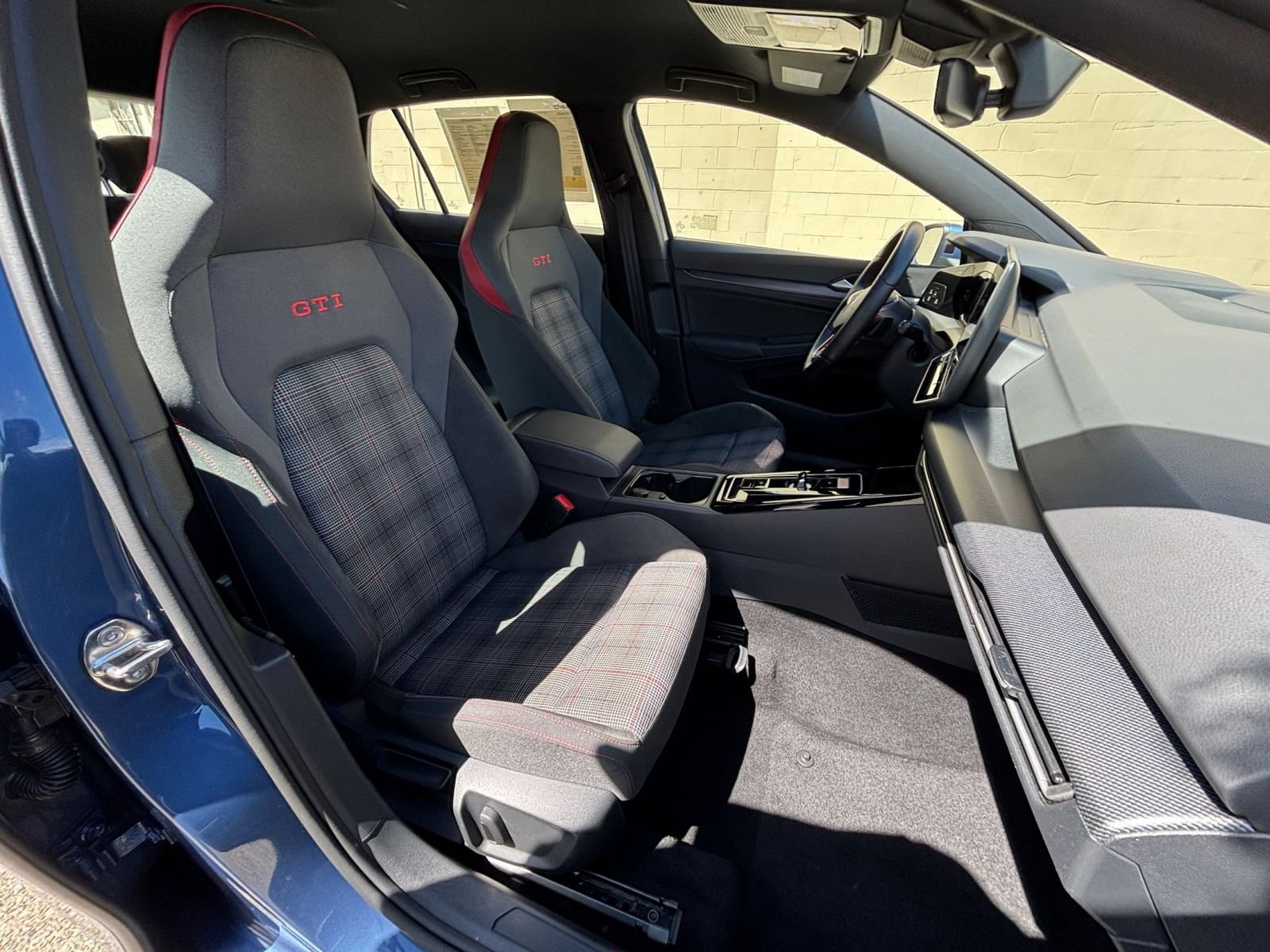 Thumbnail: 2026 Volkswagen Golf - 30