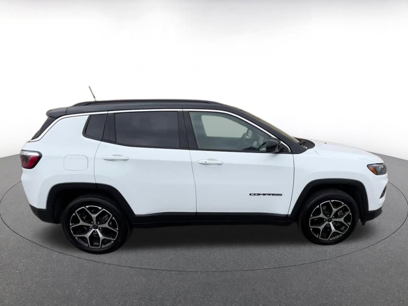 Thumbnail: 2025 Jeep Compass - 16