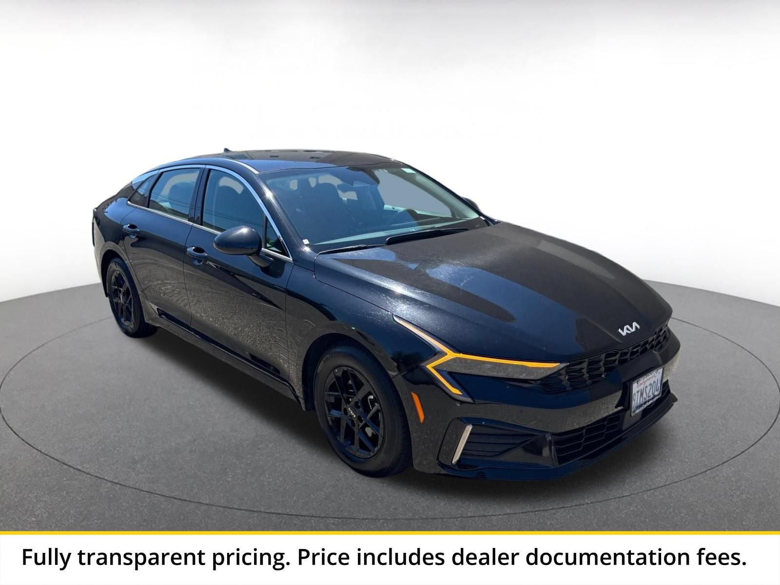 Thumbnail: 2025 Kia K5 - 1