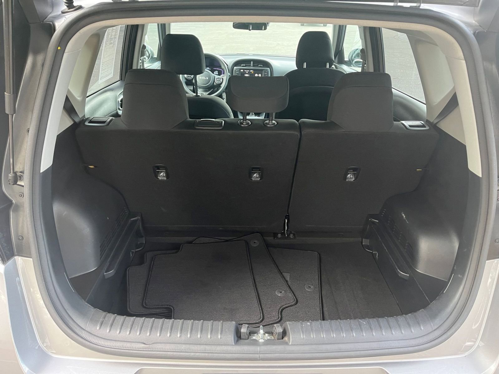 Thumbnail: 2025 Kia Soul - 29