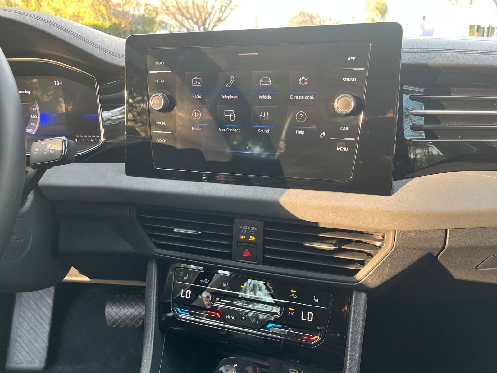 Thumbnail: 2025 Volkswagen Jetta - 17