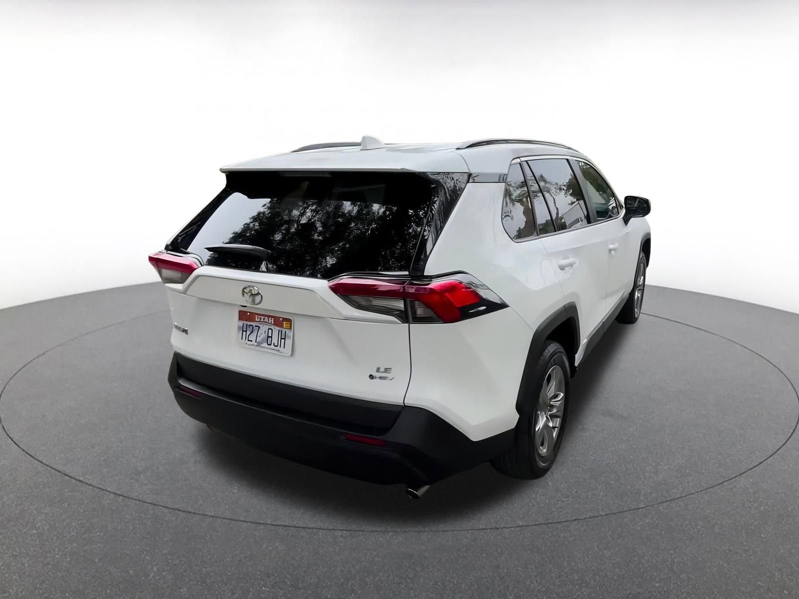 Thumbnail: 2025 Toyota RAV4 - 14