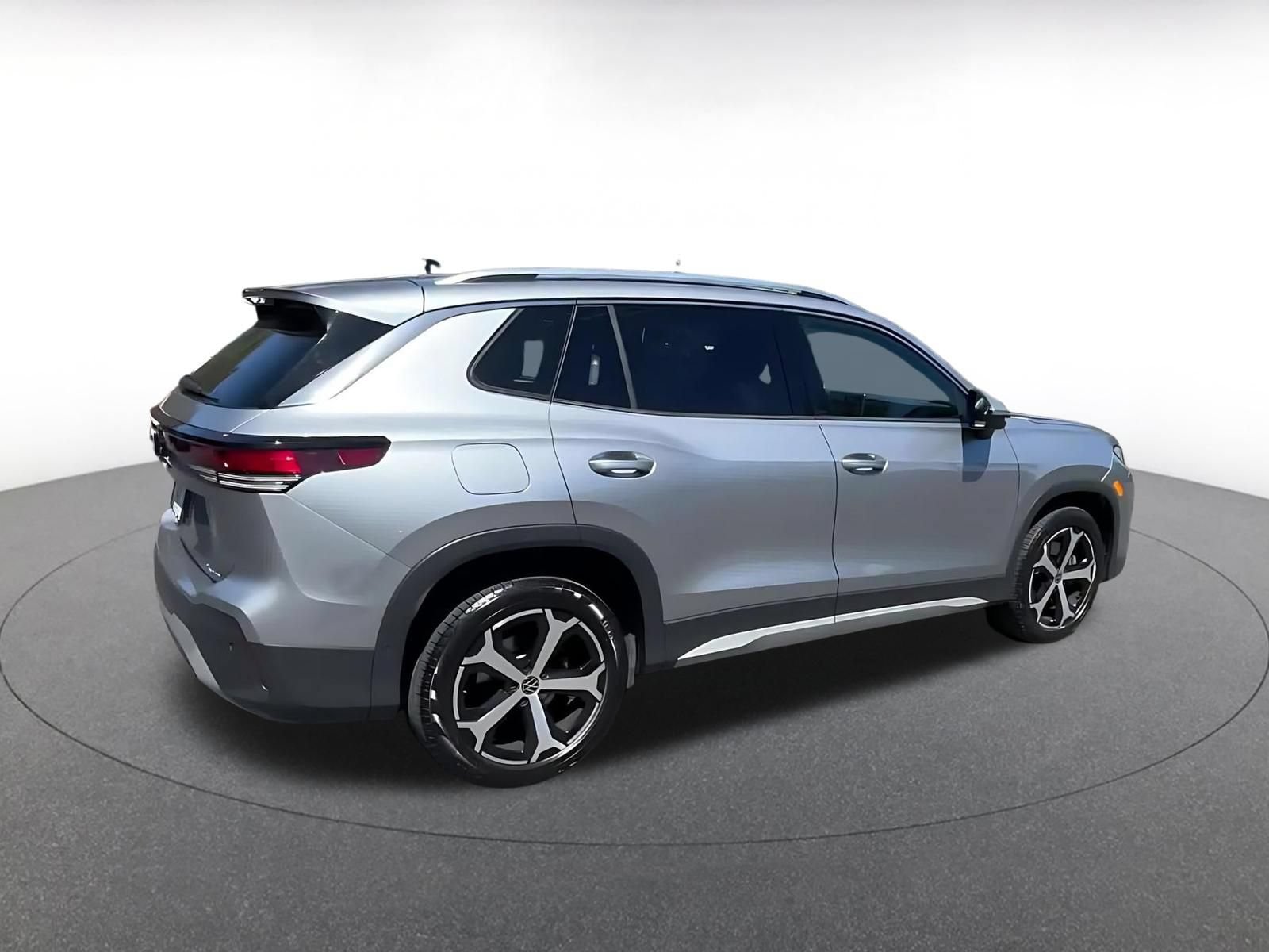 Thumbnail: 2026 Volkswagen Tiguan - 15