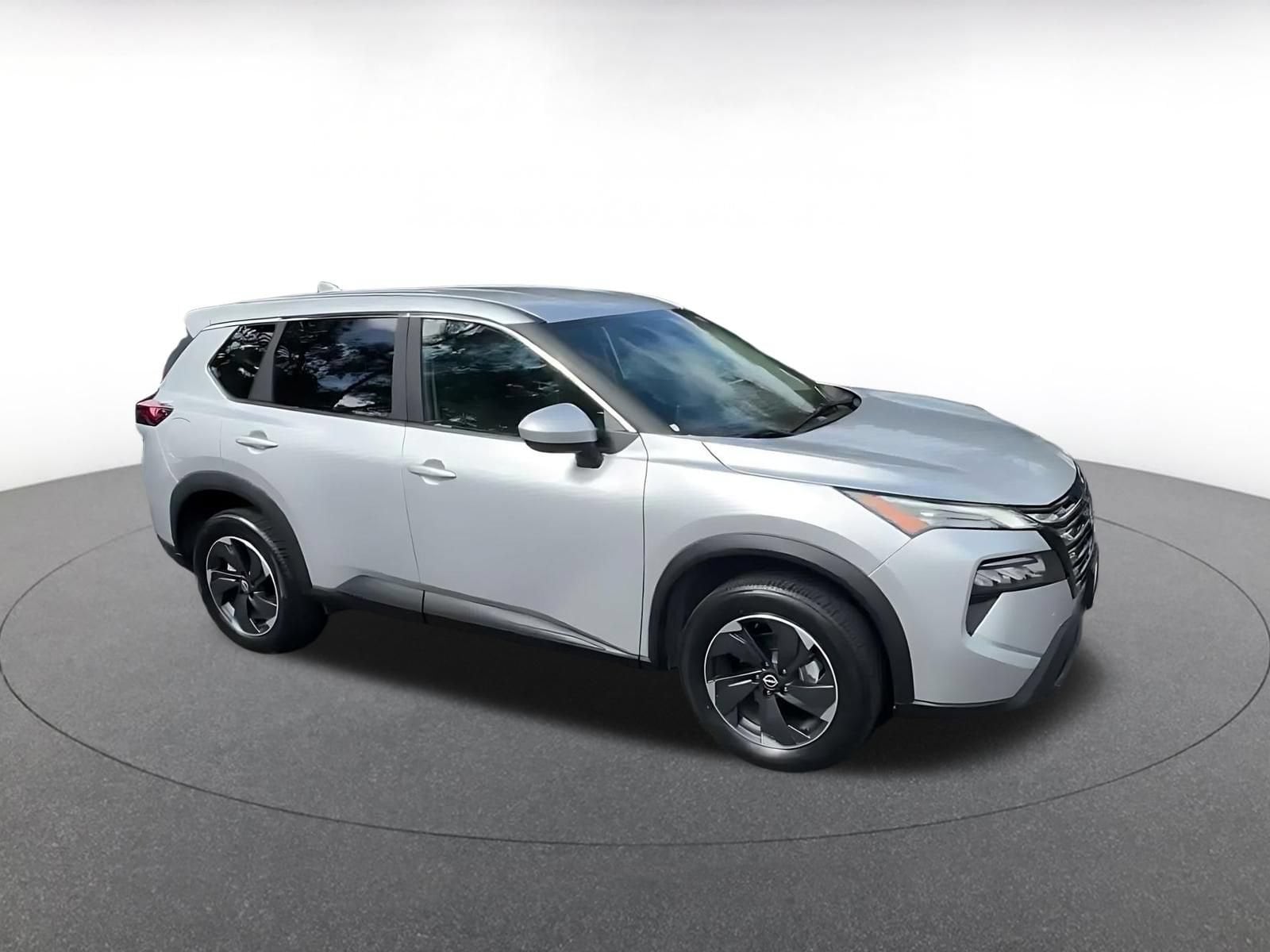 Thumbnail: 2025 Nissan Rogue - 2