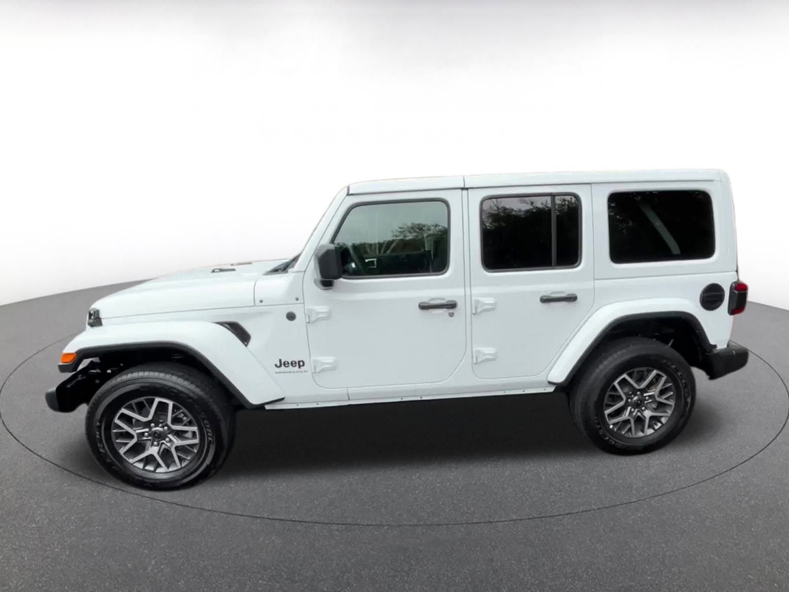 Thumbnail: 2025 Jeep Wrangler - 9