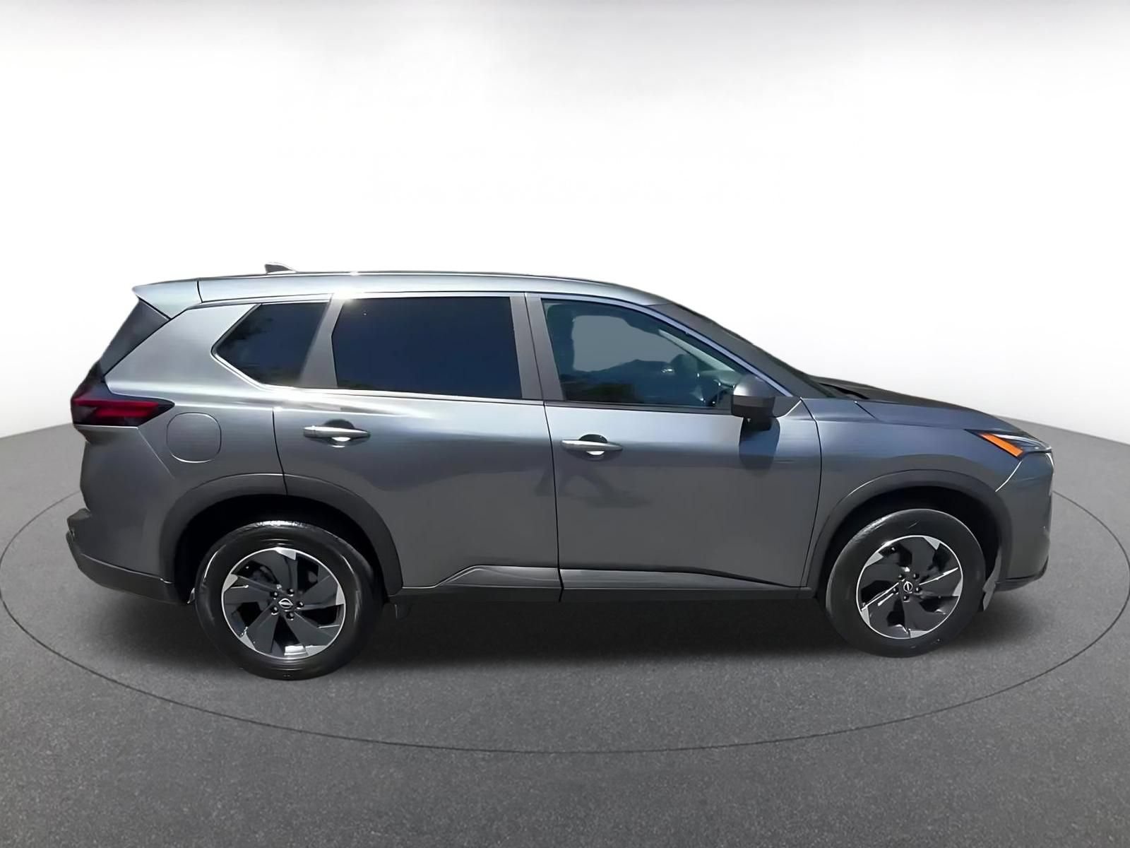 Thumbnail: 2025 Nissan Rogue - 15