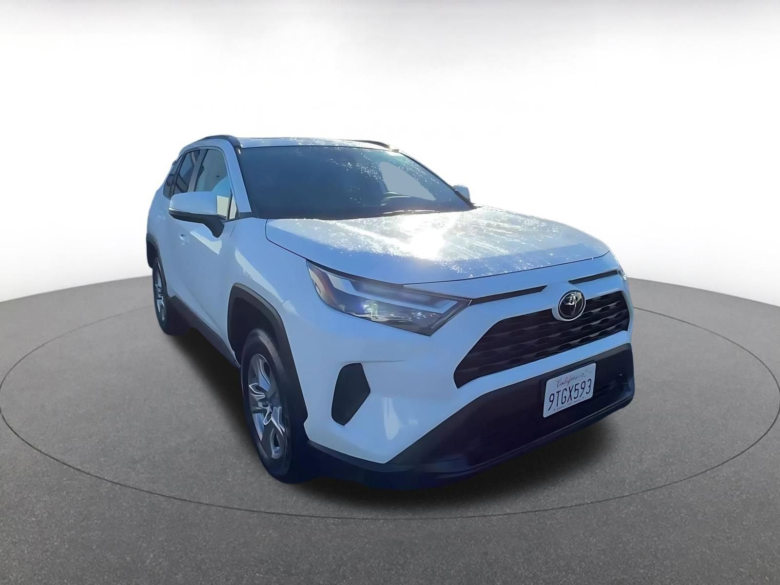 Thumbnail: 2025 Toyota RAV4 - 3