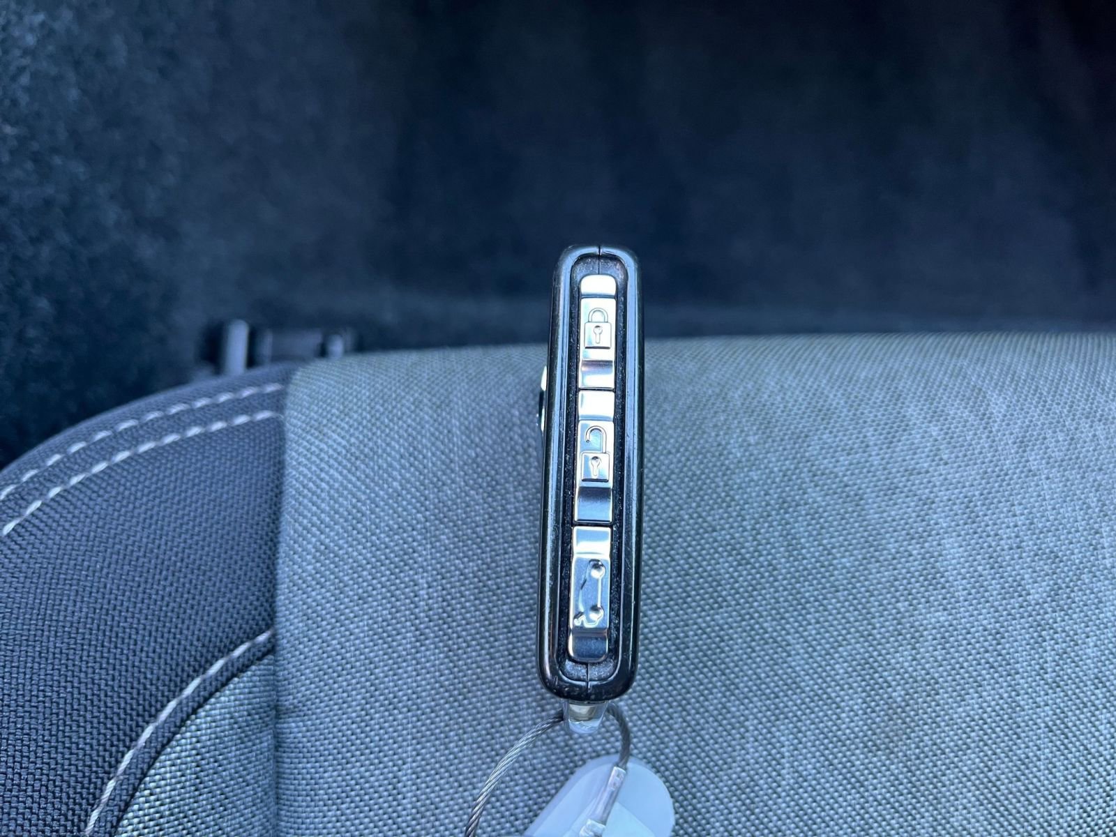 Thumbnail: 2024 Volvo XC40 - 22