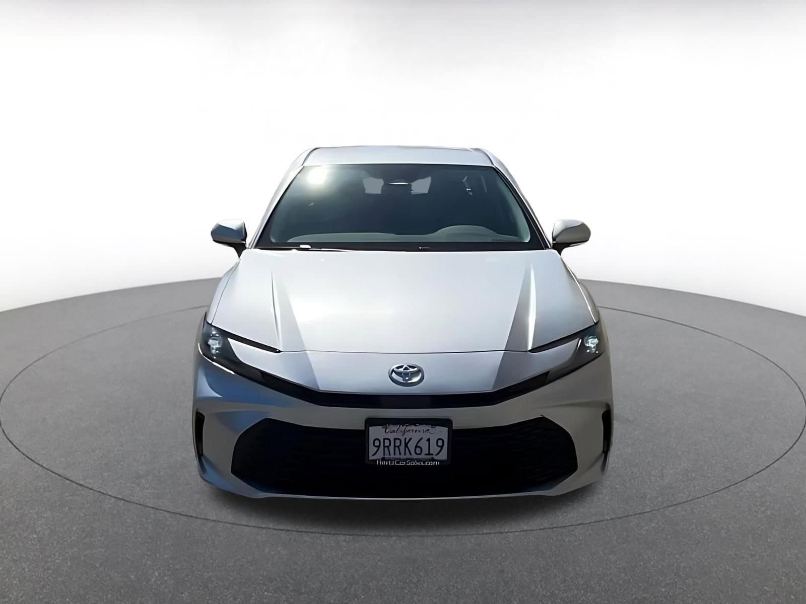 Thumbnail: 2025 Toyota Camry - 4