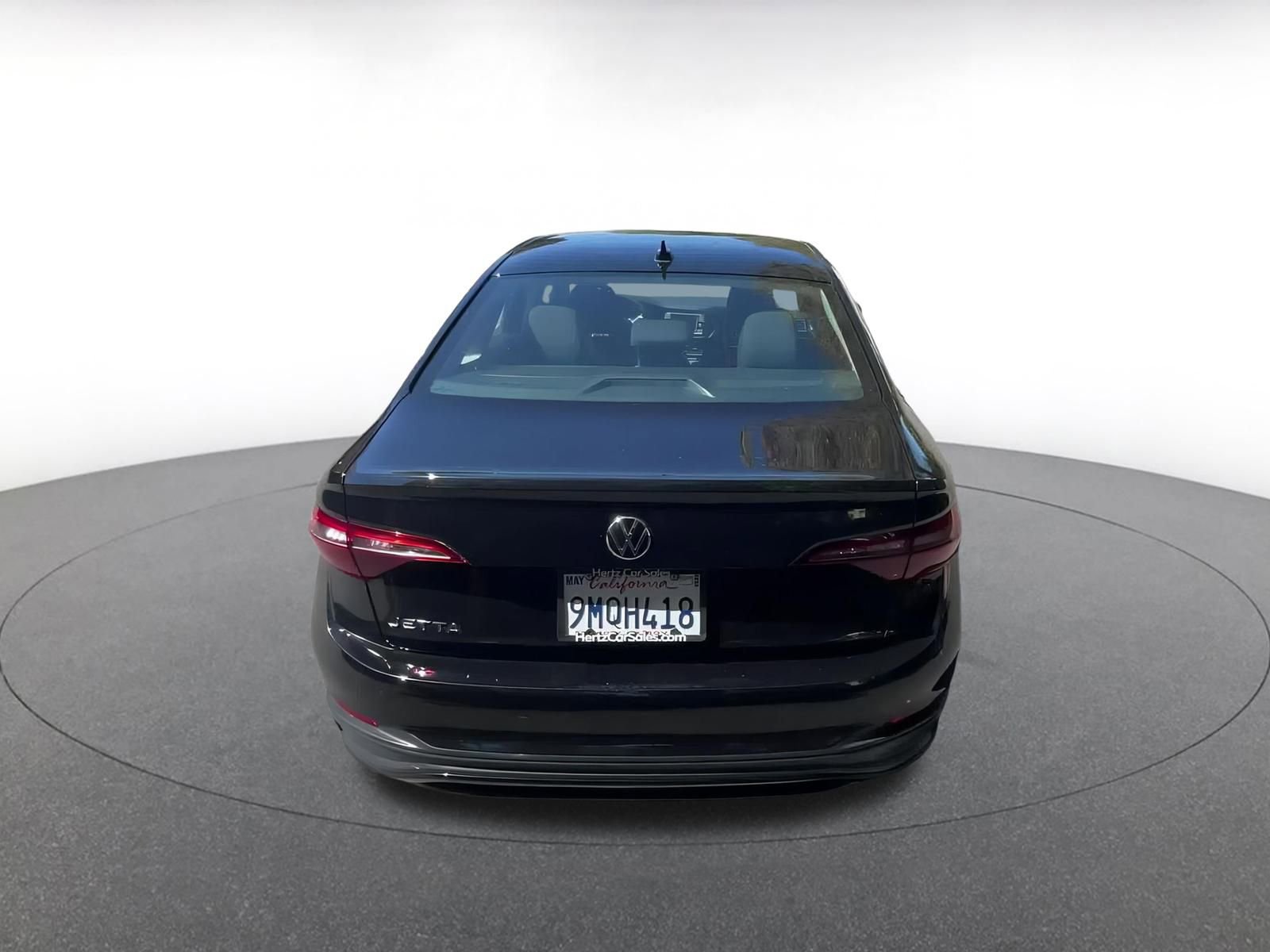 Thumbnail: 2024 Volkswagen Jetta - 10