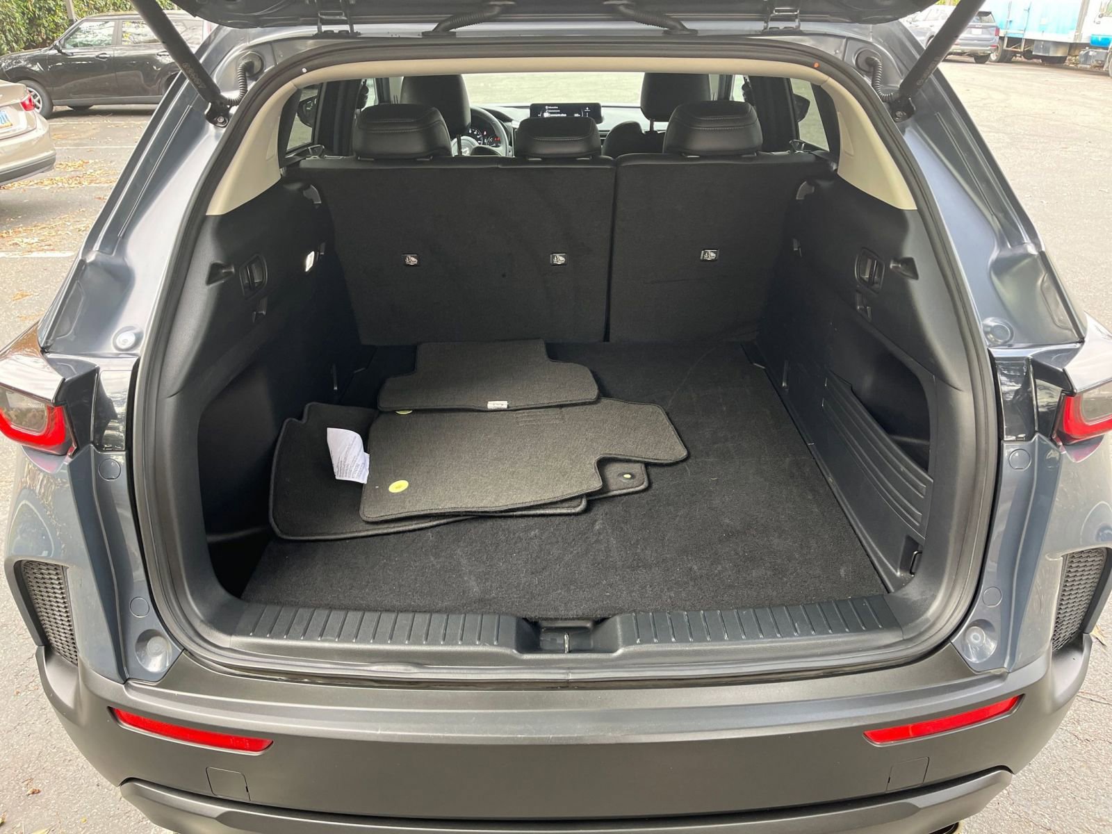 Thumbnail: 2025 Mazda CX-50 - 32