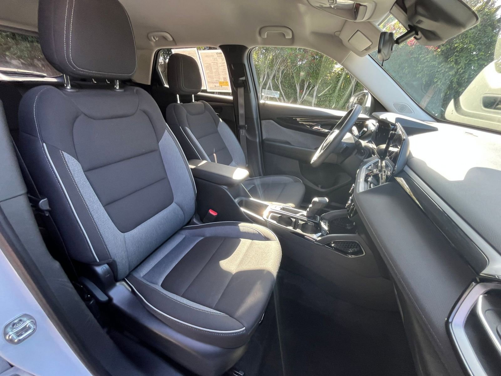 Thumbnail: 2025 Chevrolet TrailBlazer - 35