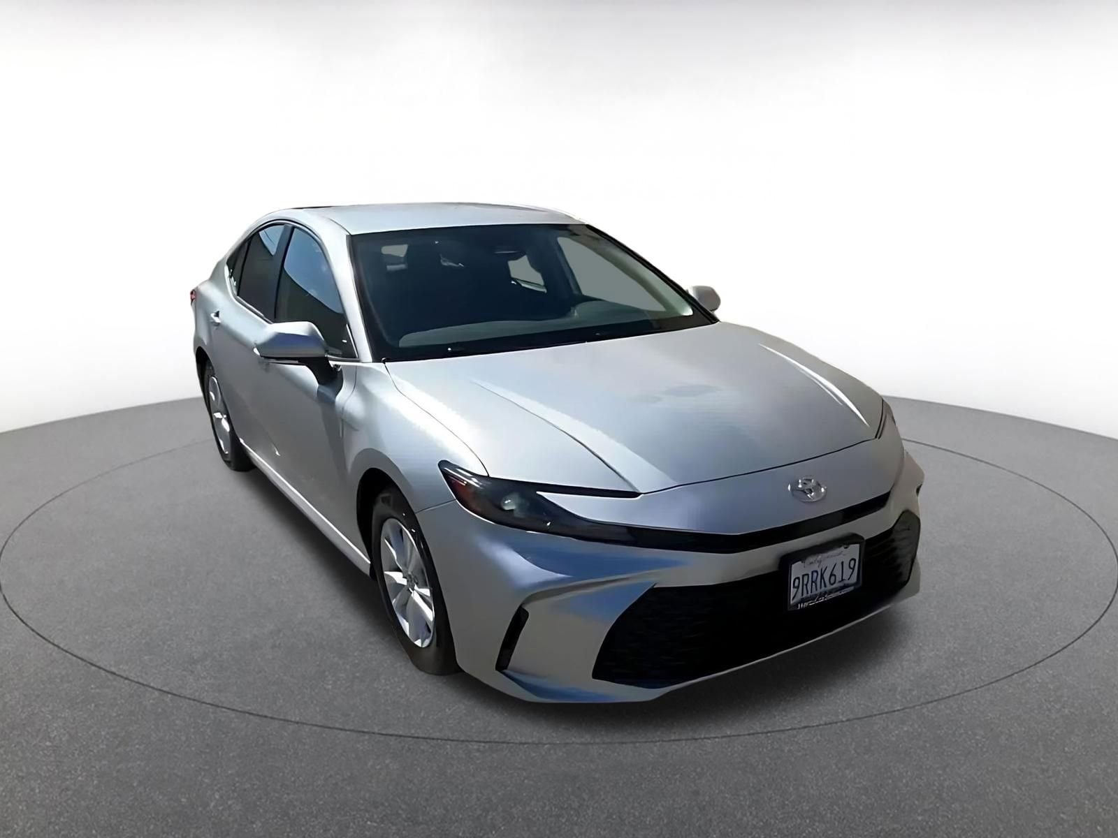 Thumbnail: 2025 Toyota Camry - 3