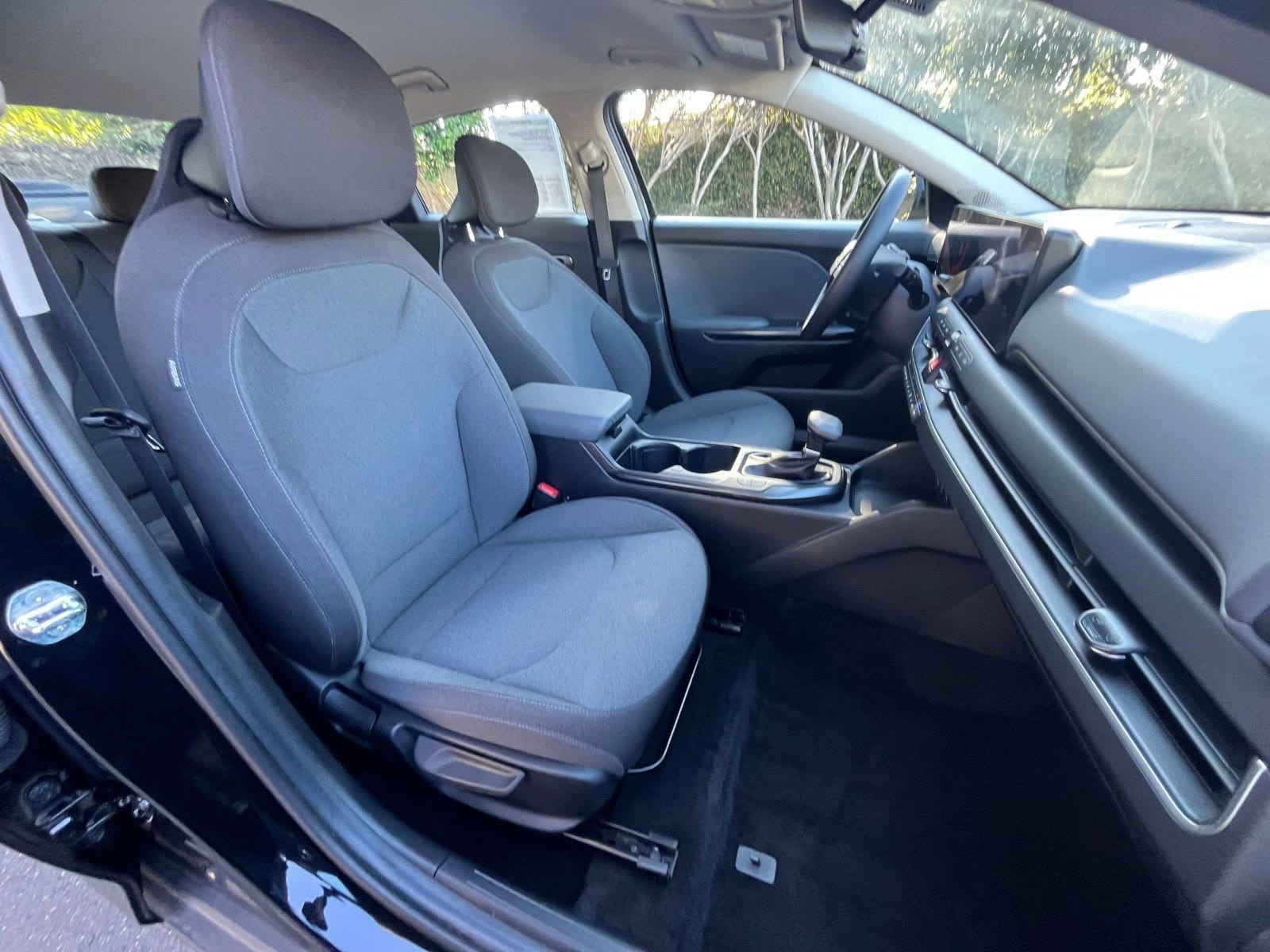 Thumbnail: 2025 Kia K4 - 35