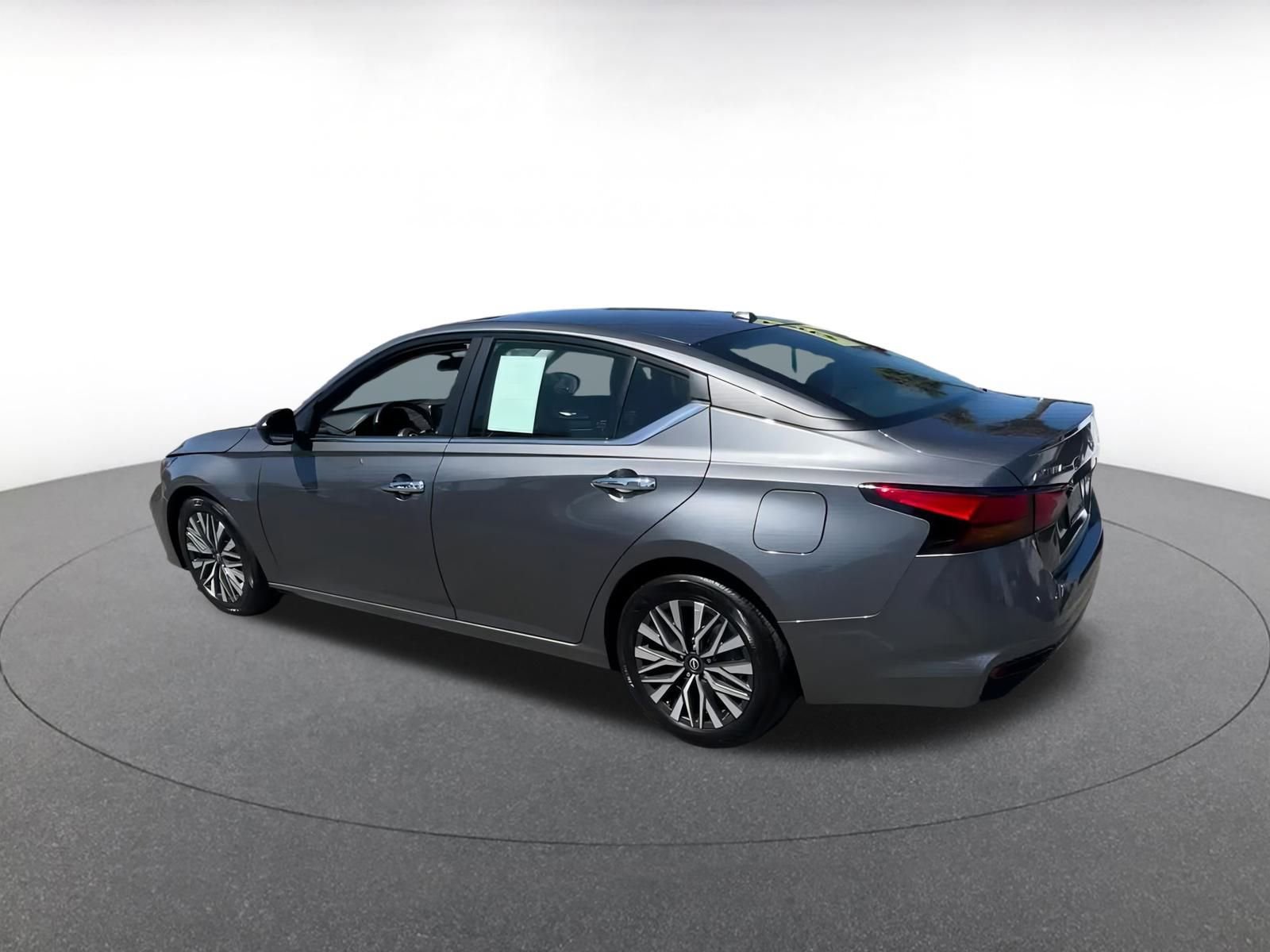 Thumbnail: 2024 Nissan Altima - 8