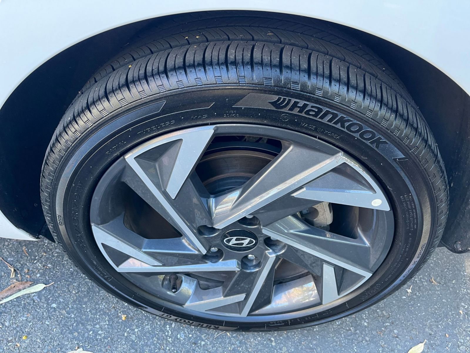 Thumbnail: 2025 Hyundai Elantra - 31