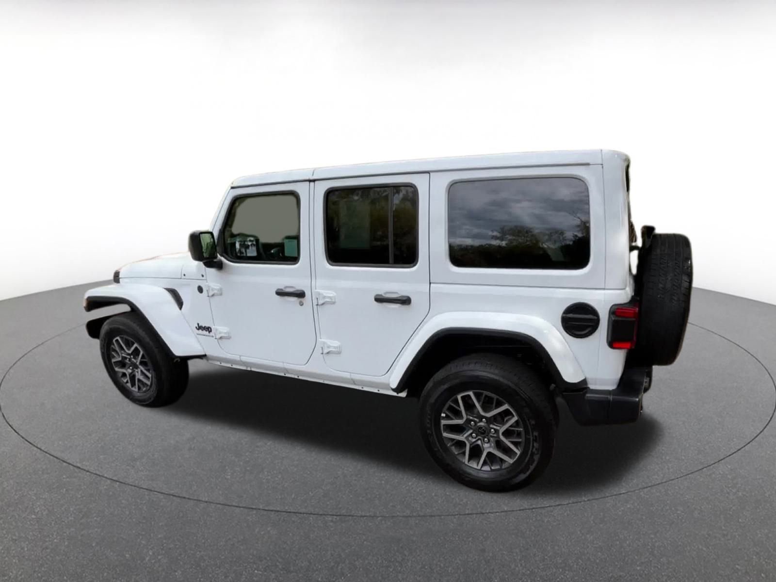 Thumbnail: 2025 Jeep Wrangler - 10