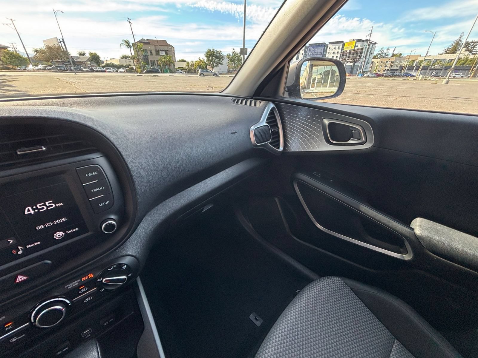 Thumbnail: 2025 Kia Soul - 28