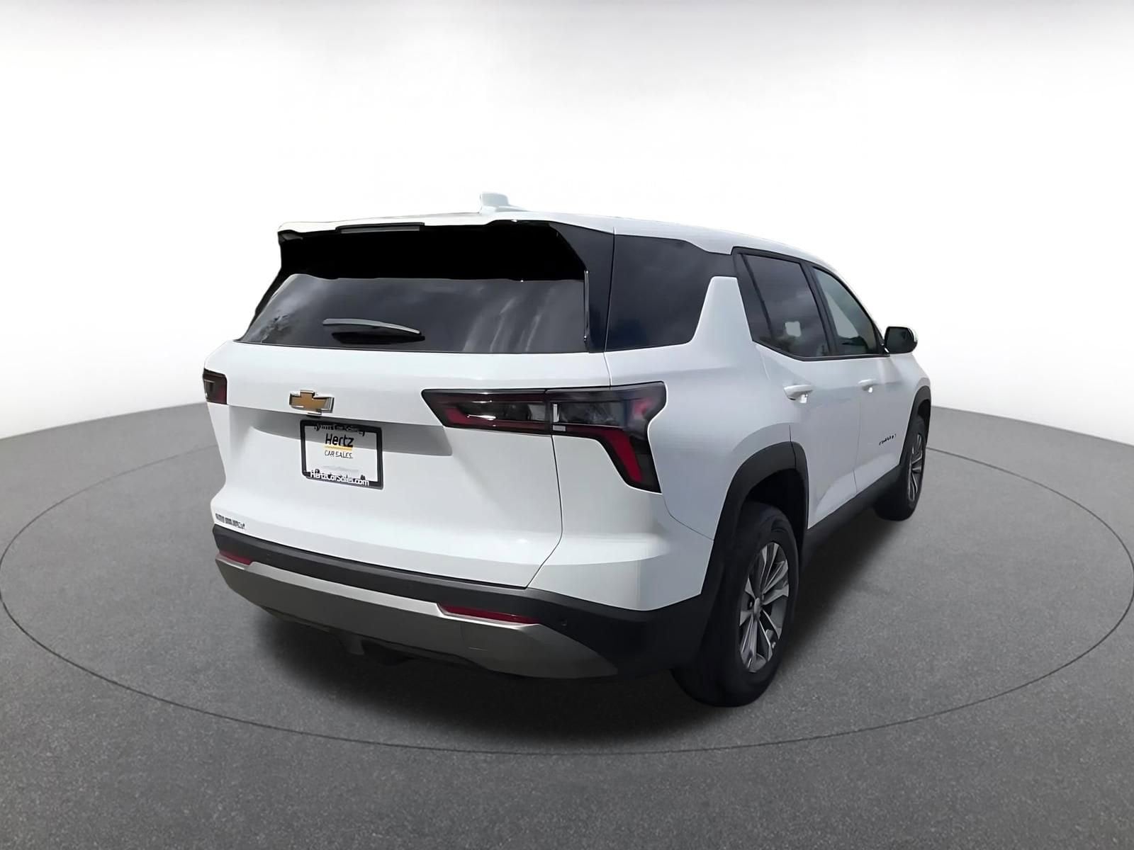 Thumbnail: 2025 Chevrolet Equinox - 14