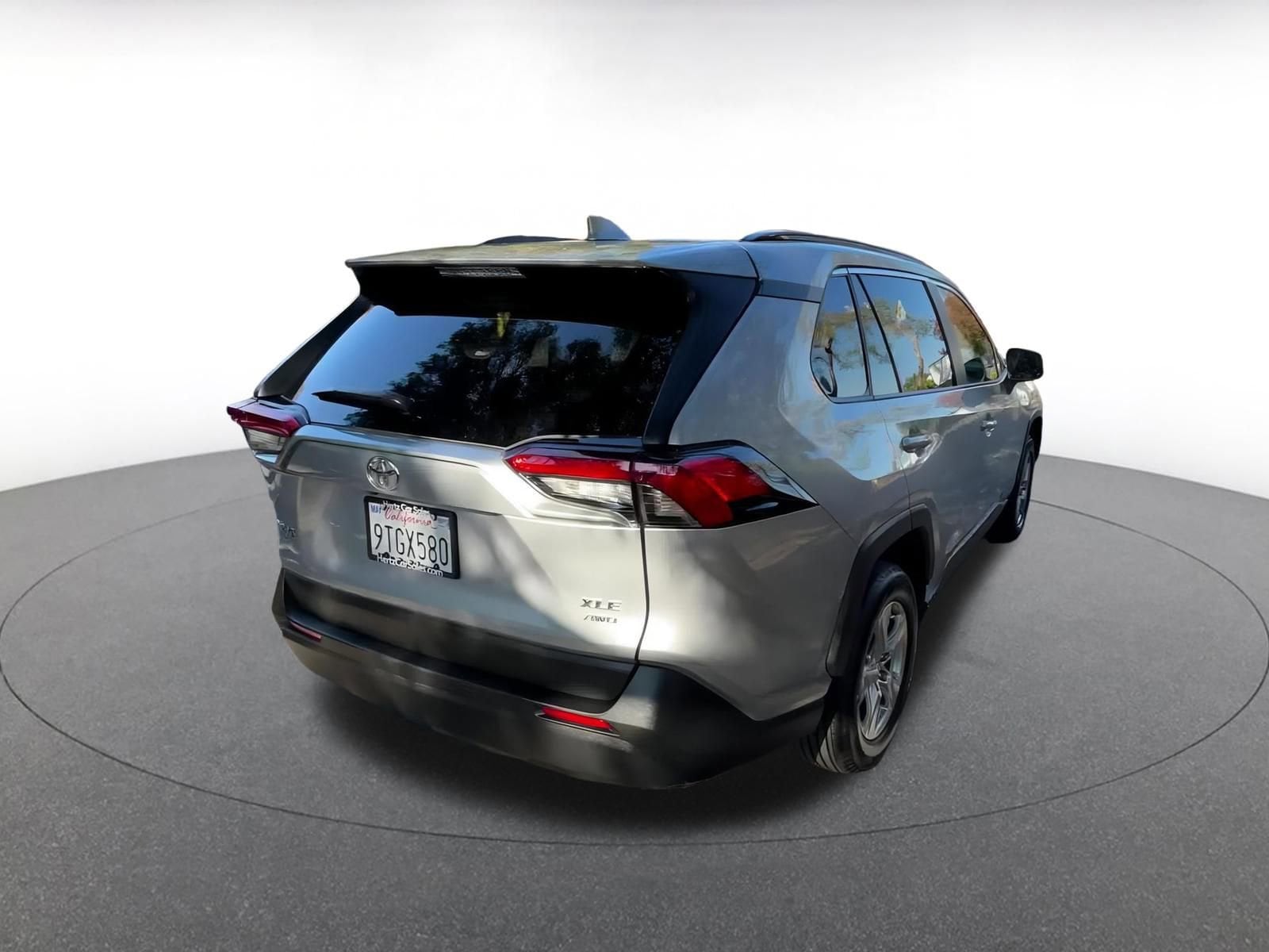 Thumbnail: 2025 Toyota RAV4 - 14