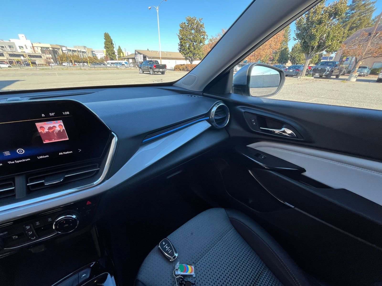 Thumbnail: 2025 Chevrolet Trax - 33