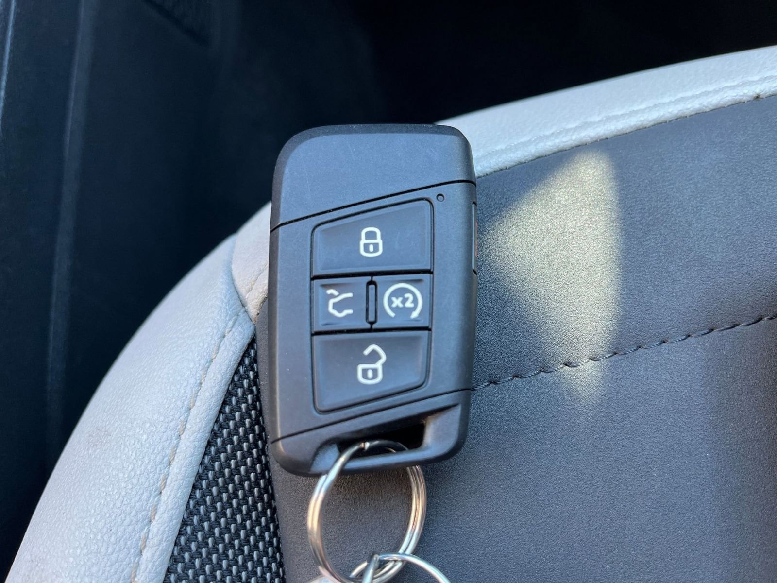 Thumbnail: 2025 Volkswagen Taos - 25