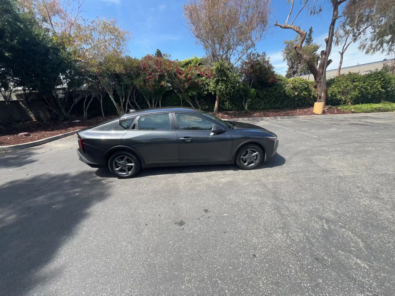Thumbnail: 2025 Kia K4 - 15