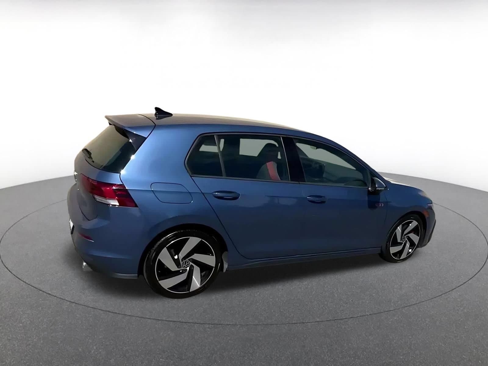 Thumbnail: 2026 Volkswagen Golf - 12