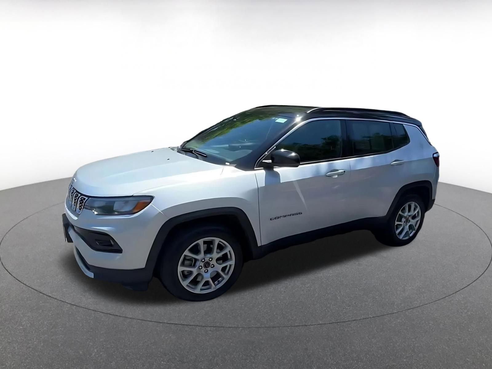 Thumbnail: 2025 Jeep Compass - 8