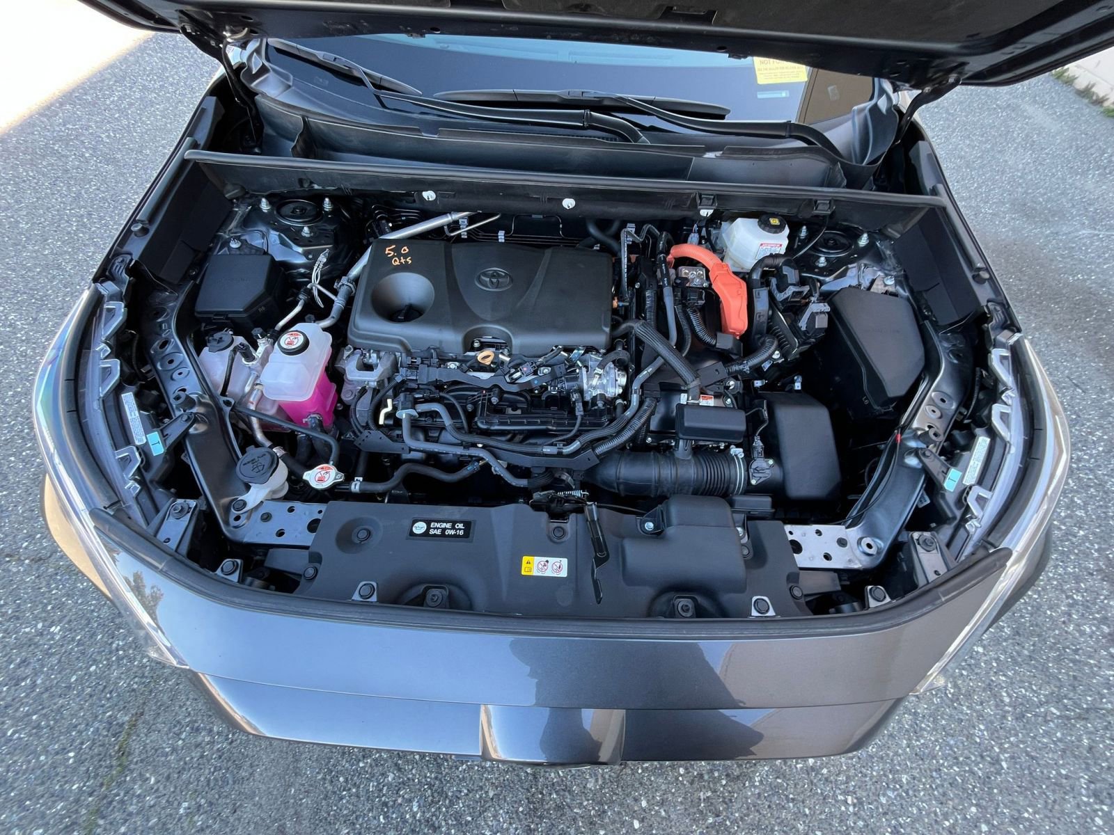 Thumbnail: 2025 Toyota RAV4 - 31