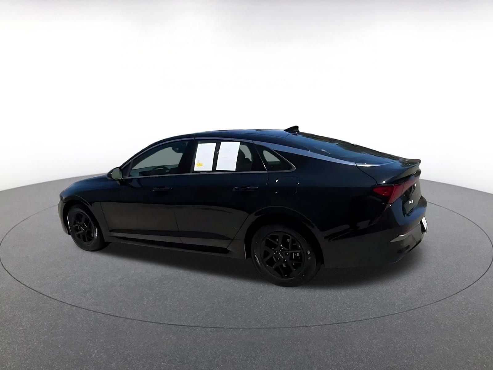 Thumbnail: 2025 Kia K5 - 9