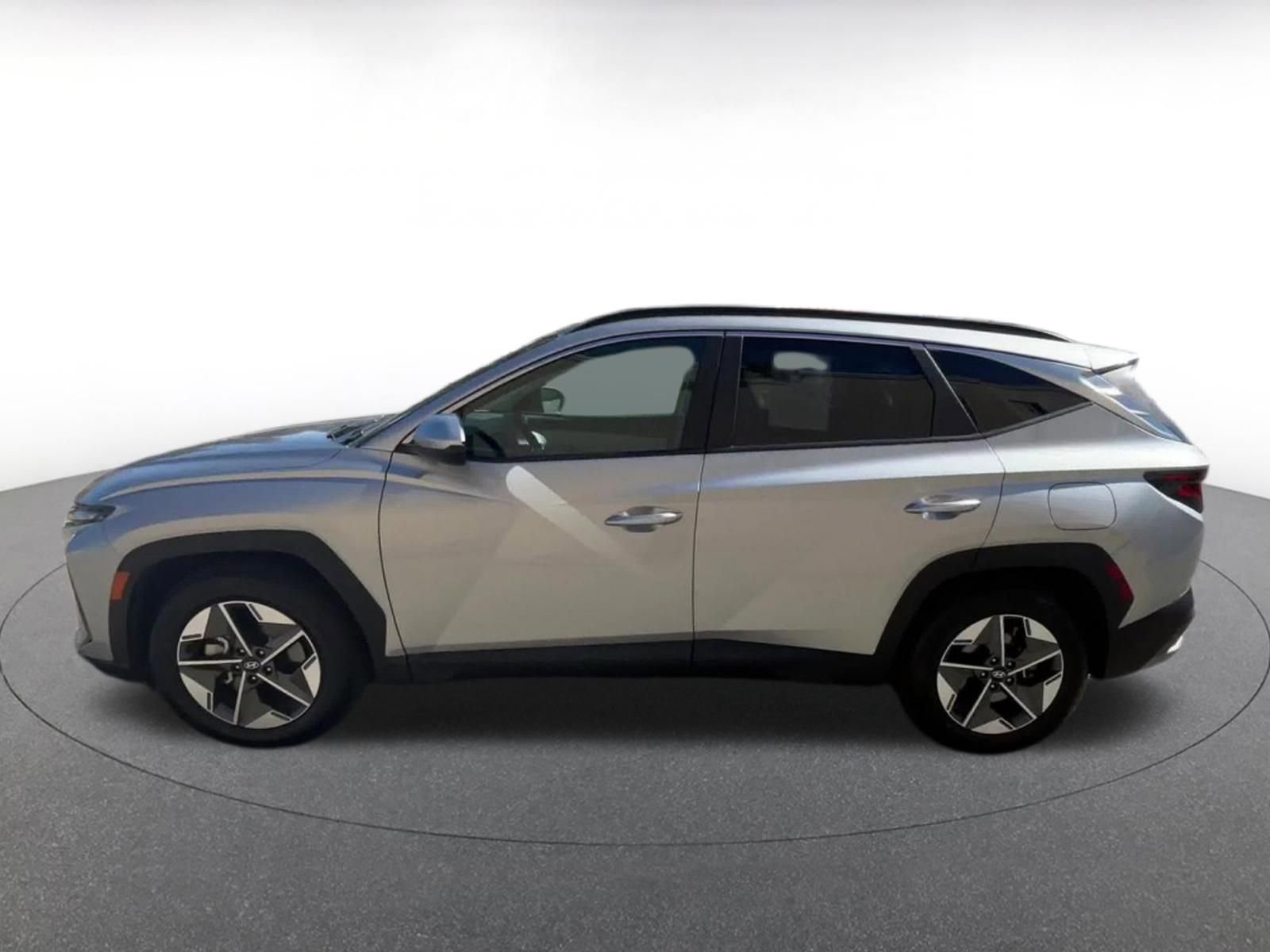 Thumbnail: 2025 Hyundai Tucson - 9