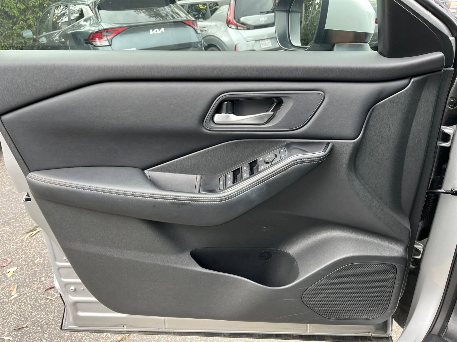 Thumbnail: 2025 Nissan Rogue - 18