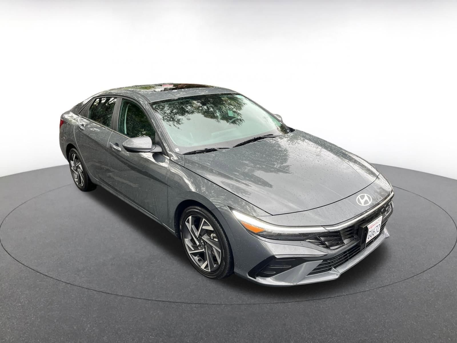 Thumbnail: 2025 Hyundai Elantra - 1