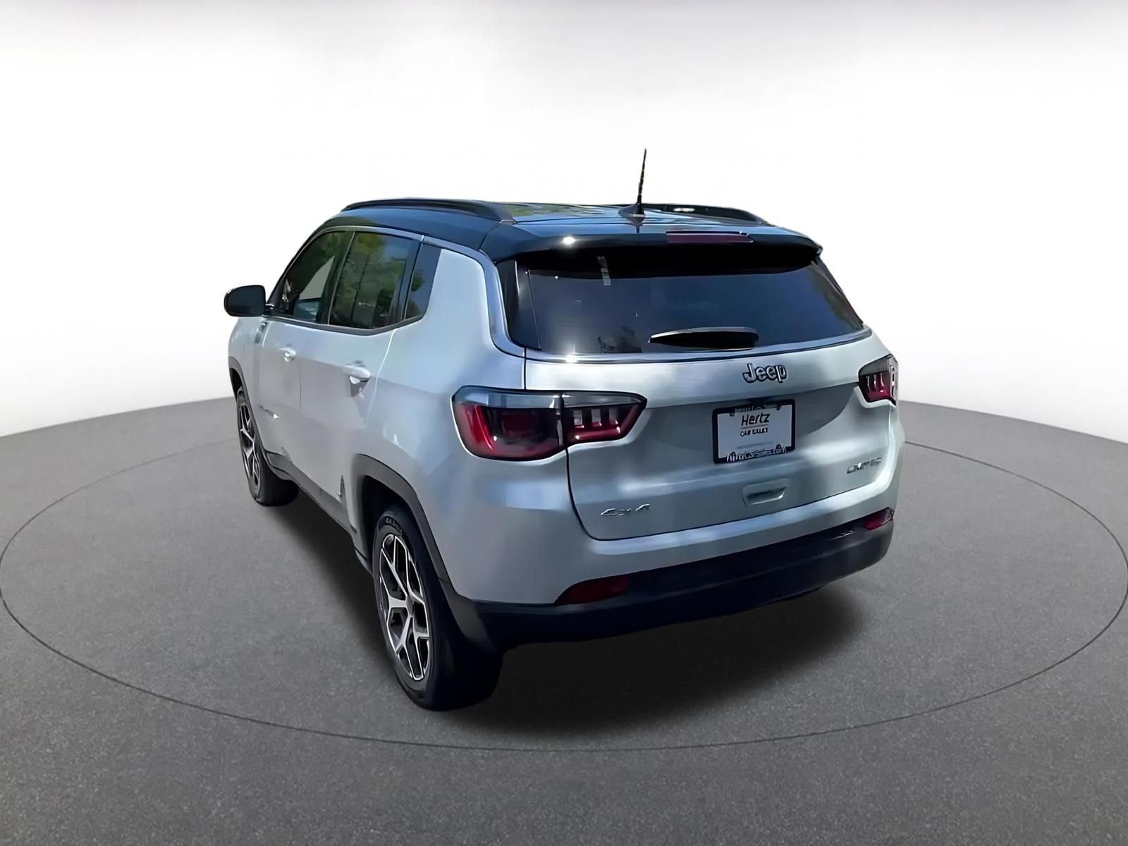Thumbnail: 2025 Jeep Compass - 11