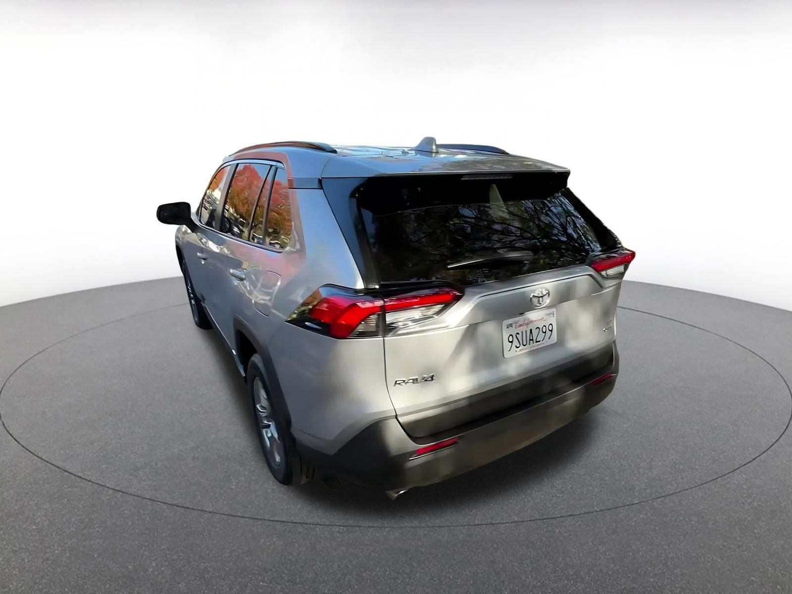 Thumbnail: 2025 Toyota RAV4 - 11