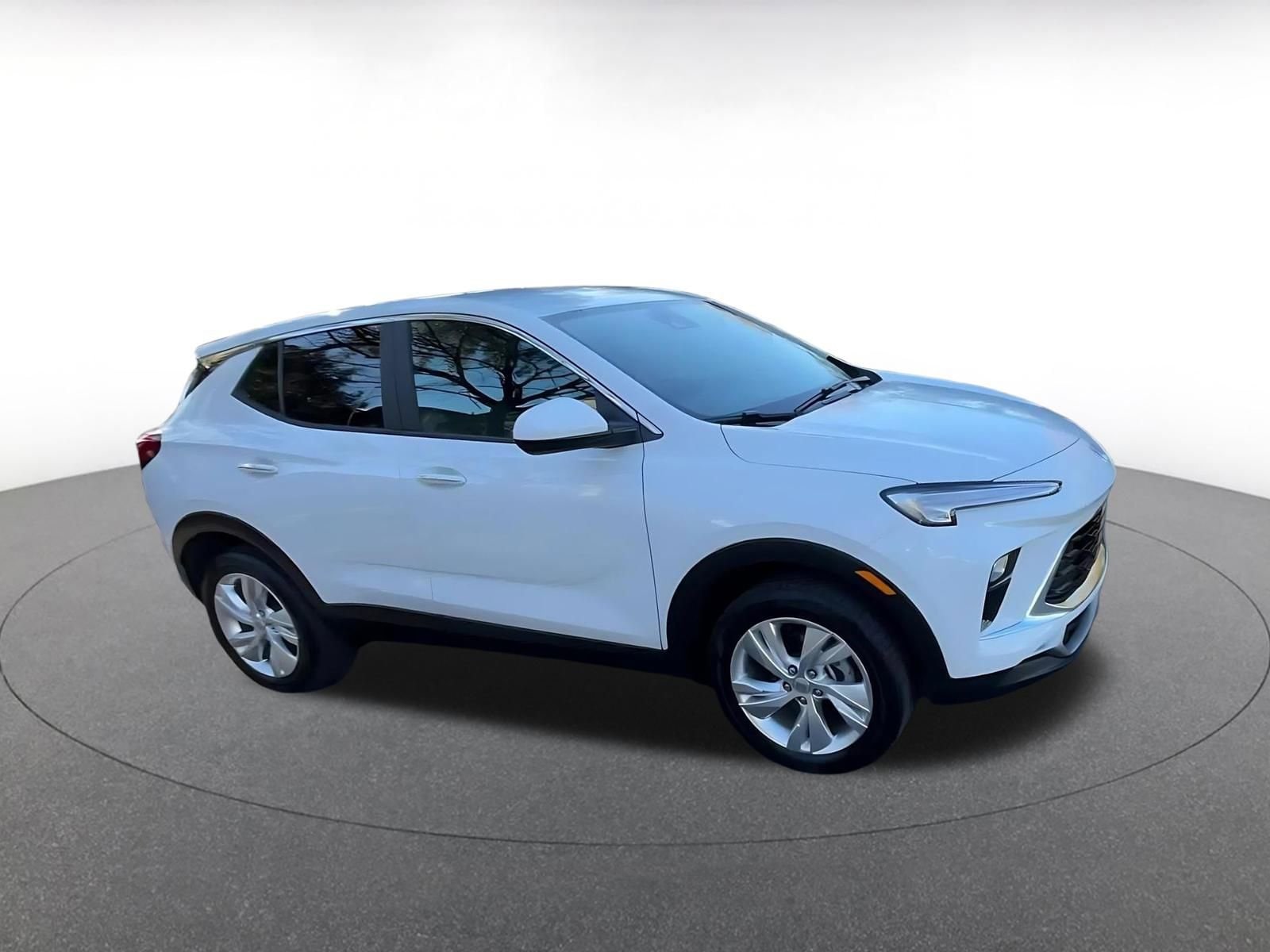 Thumbnail: 2025 Buick Encore GX - 2