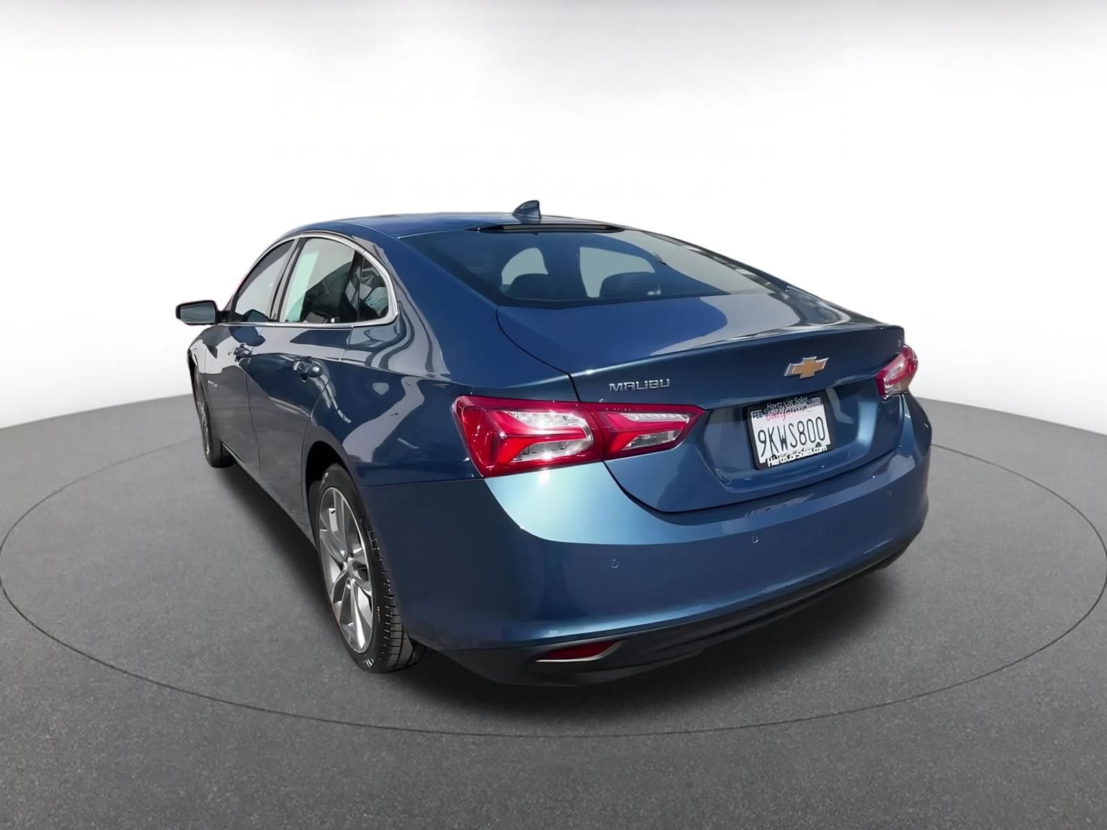 Thumbnail: 2024 Chevrolet Malibu - 11