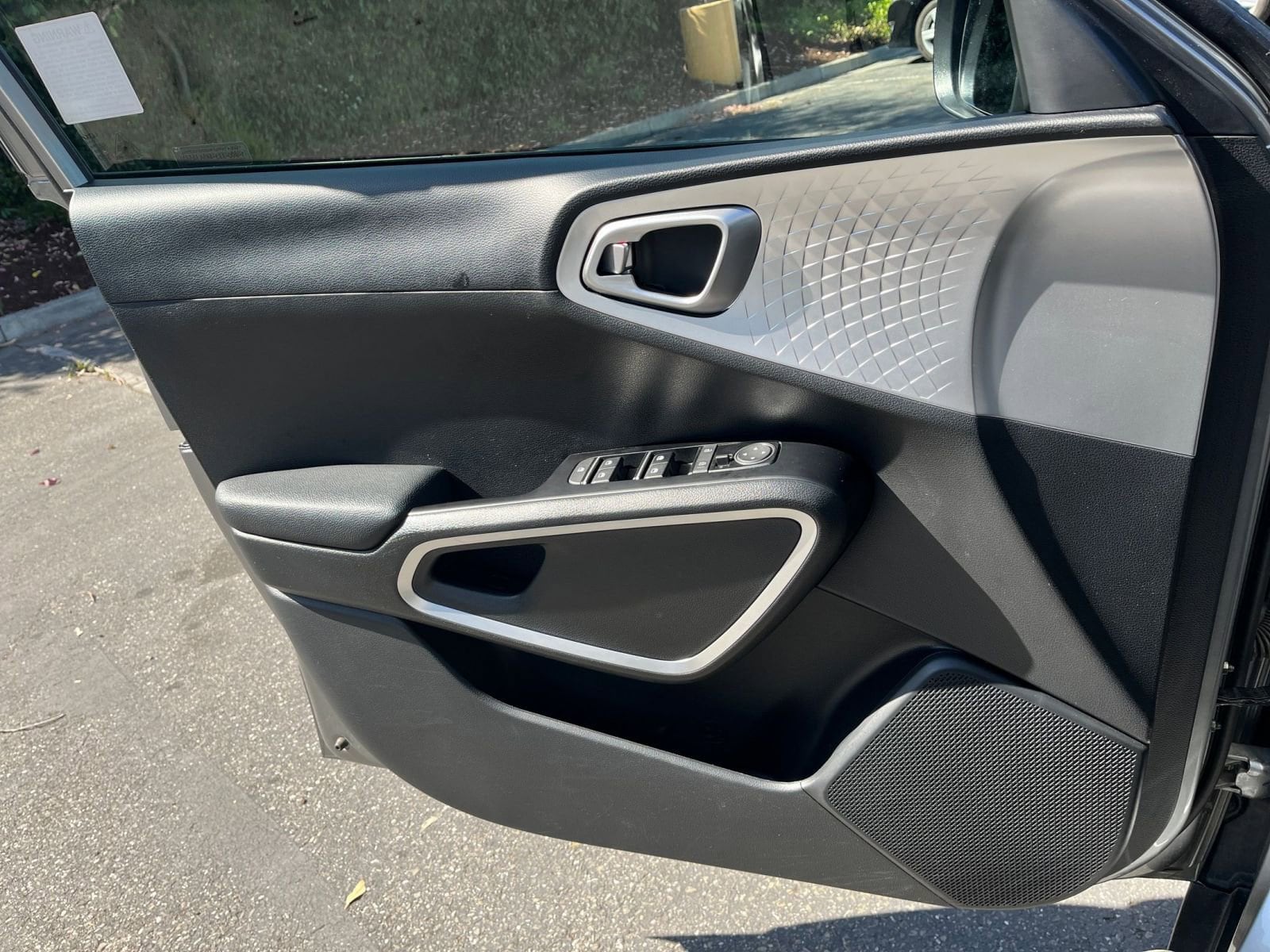 Thumbnail: 2025 Kia Soul - 18