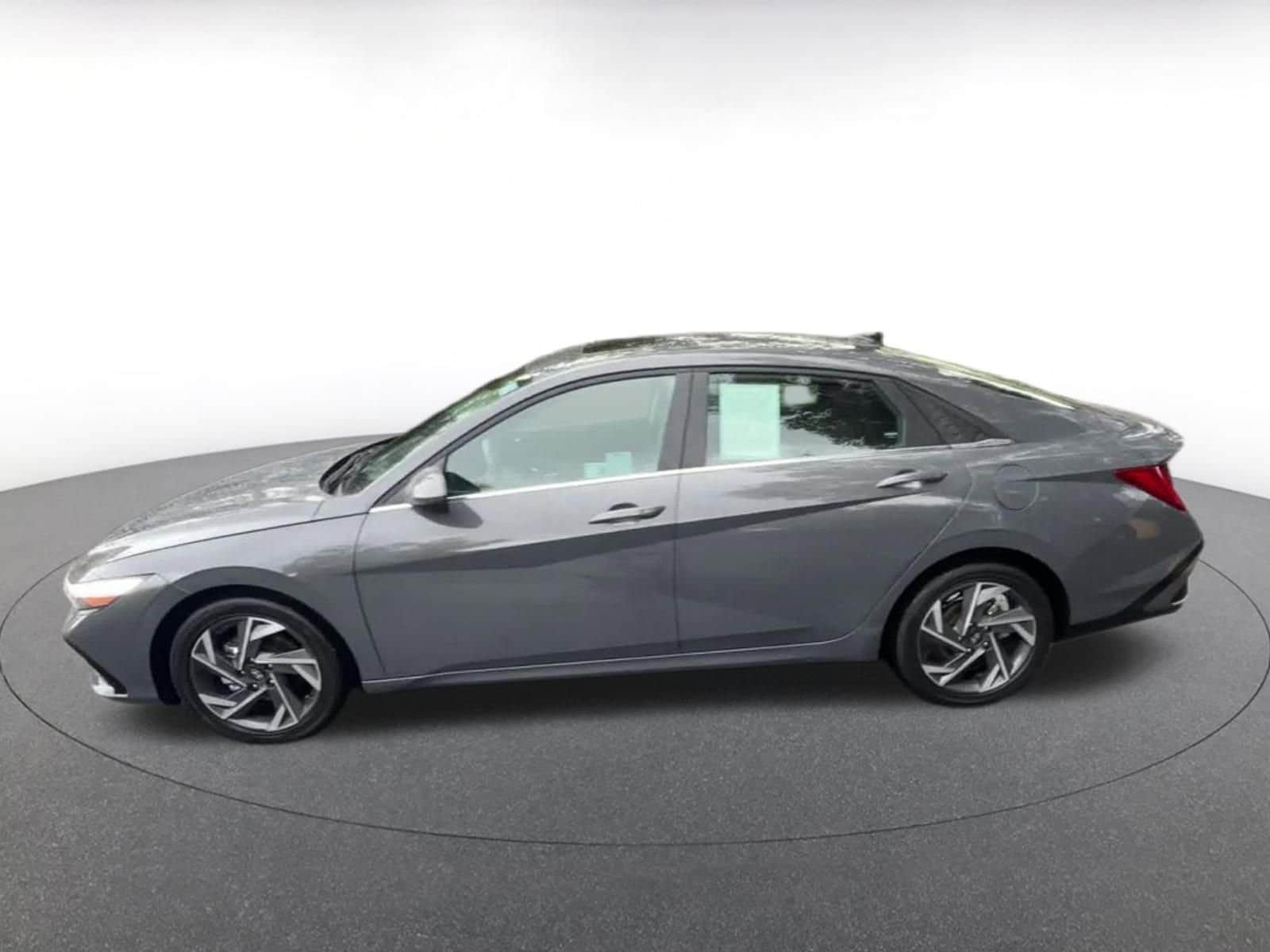 Thumbnail: 2025 Hyundai Elantra - 9