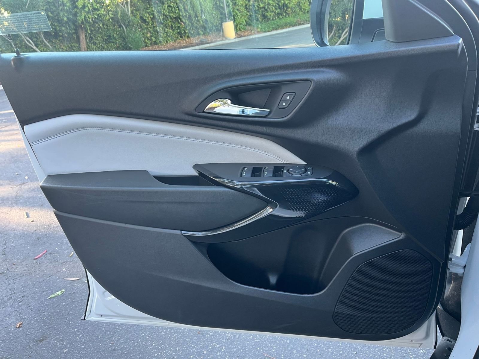 Thumbnail: 2025 Chevrolet Trax - 20