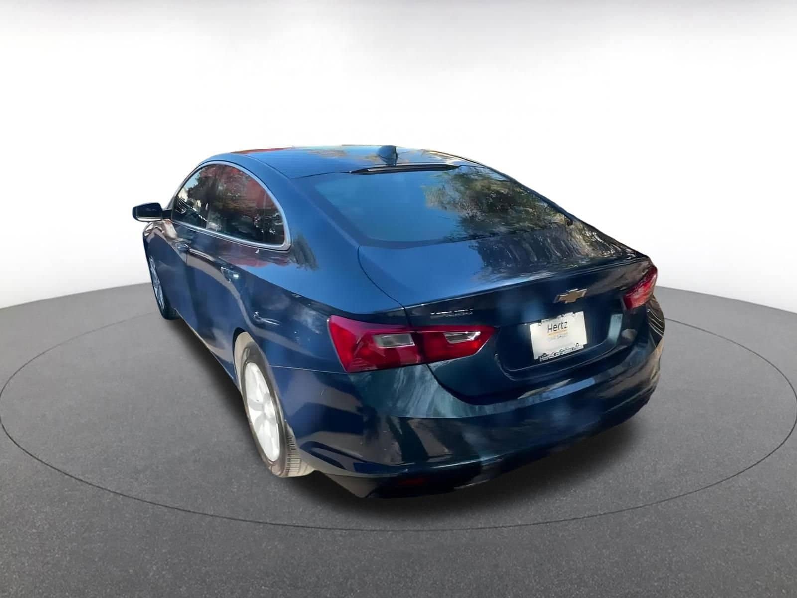 Thumbnail: 2024 Chevrolet Malibu - 11