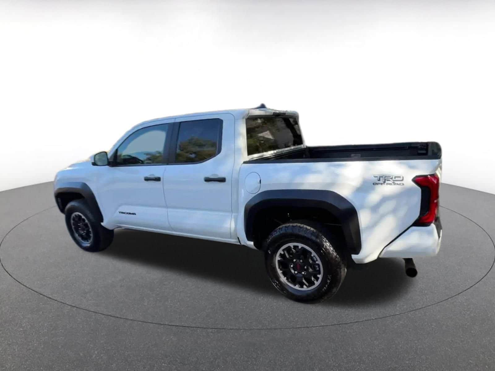 Thumbnail: 2025 Toyota Tacoma - 10