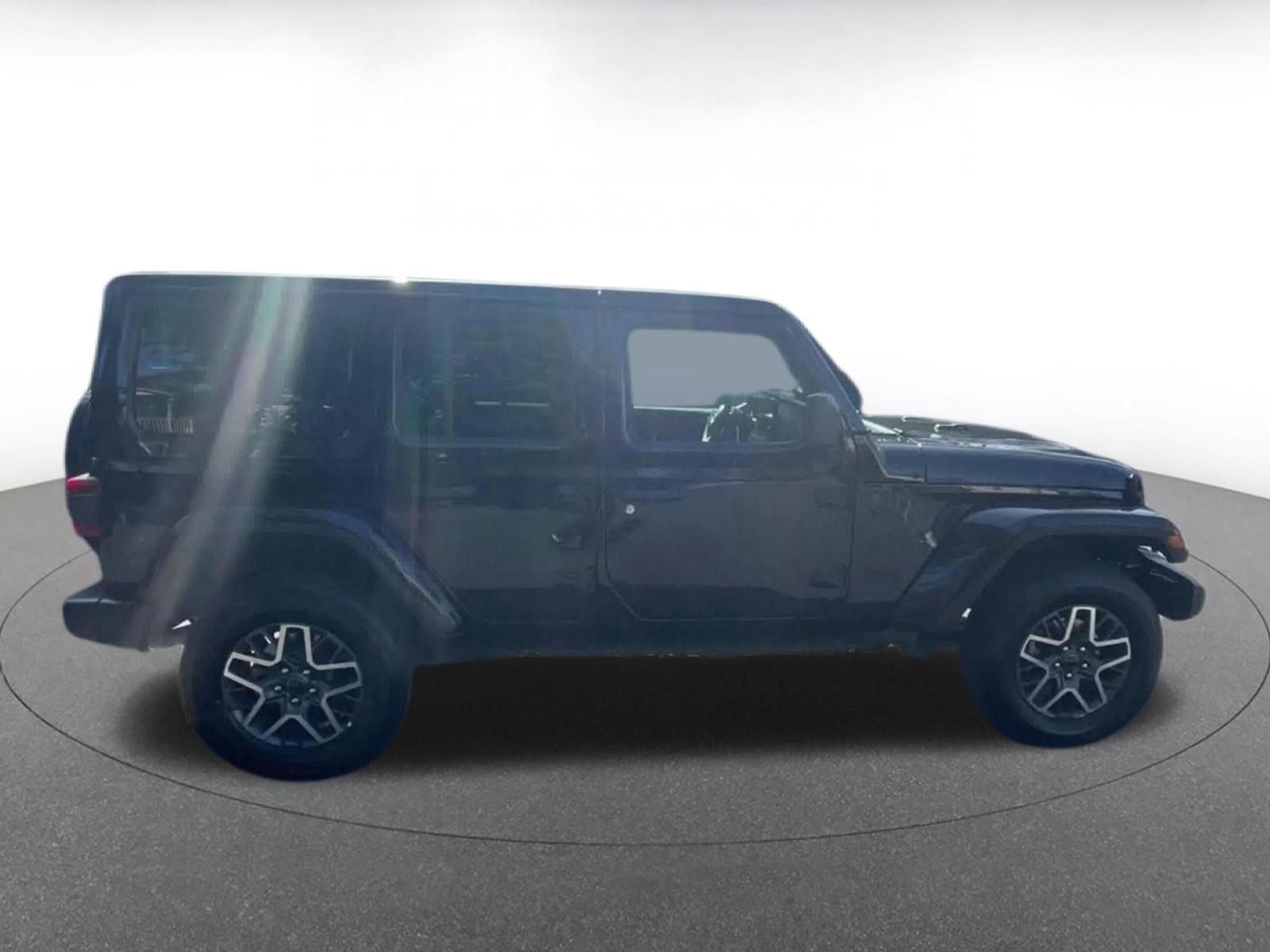 Thumbnail: 2025 Jeep Wrangler - 16