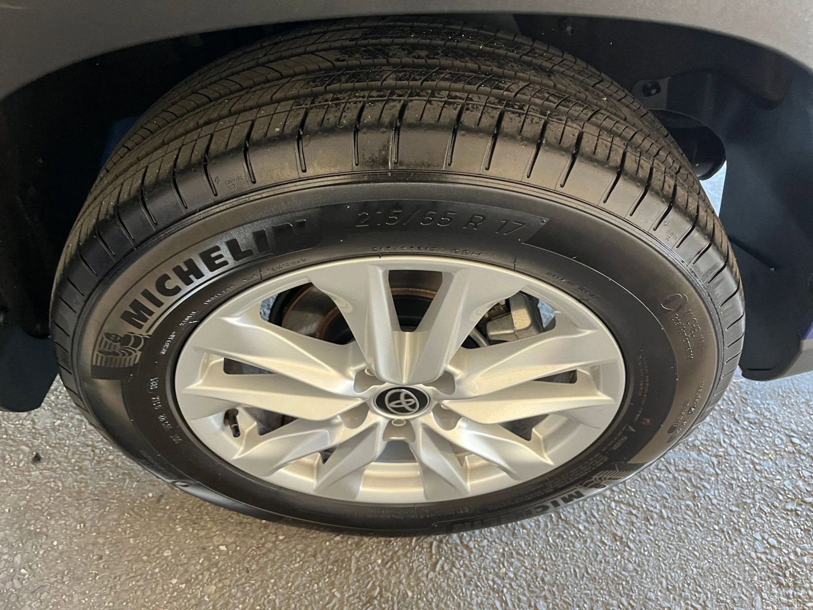 Thumbnail: 2025 Toyota Corolla Cross - 28